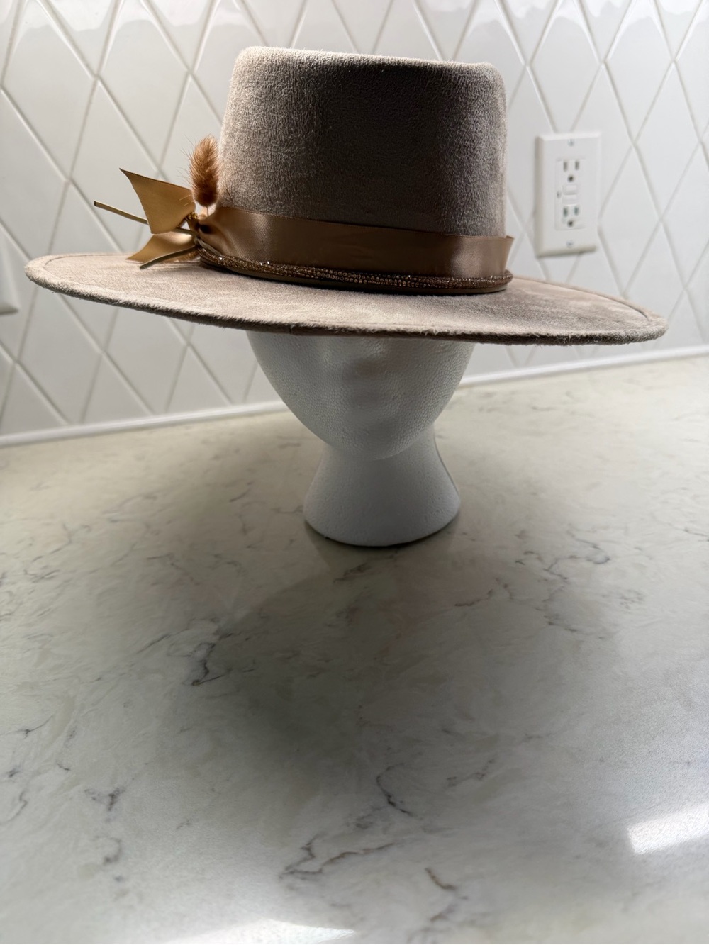 Women’s  Taupe Wide-Brim Felt Fedora with Ribbon and Feather
